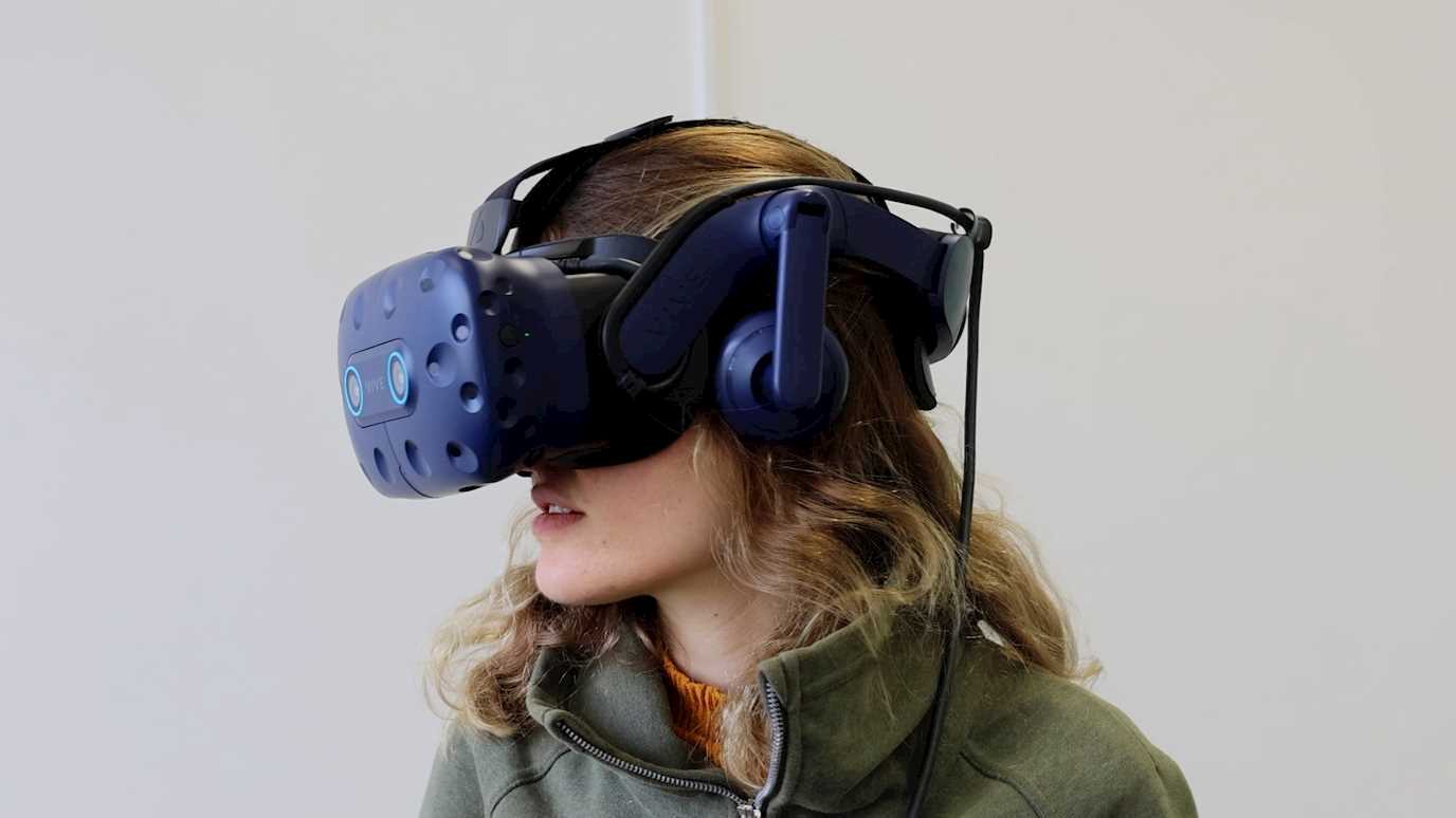 Neuroscience VR headset